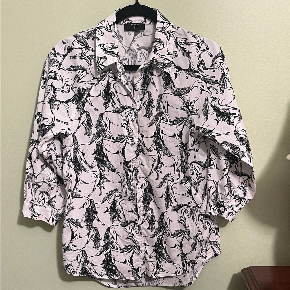 Tahari Black and White Equestrian Print Blouse Size small.